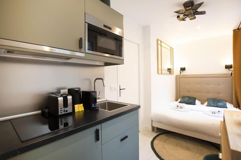 Apartment Avec Jacuzzi Dans Le 10e